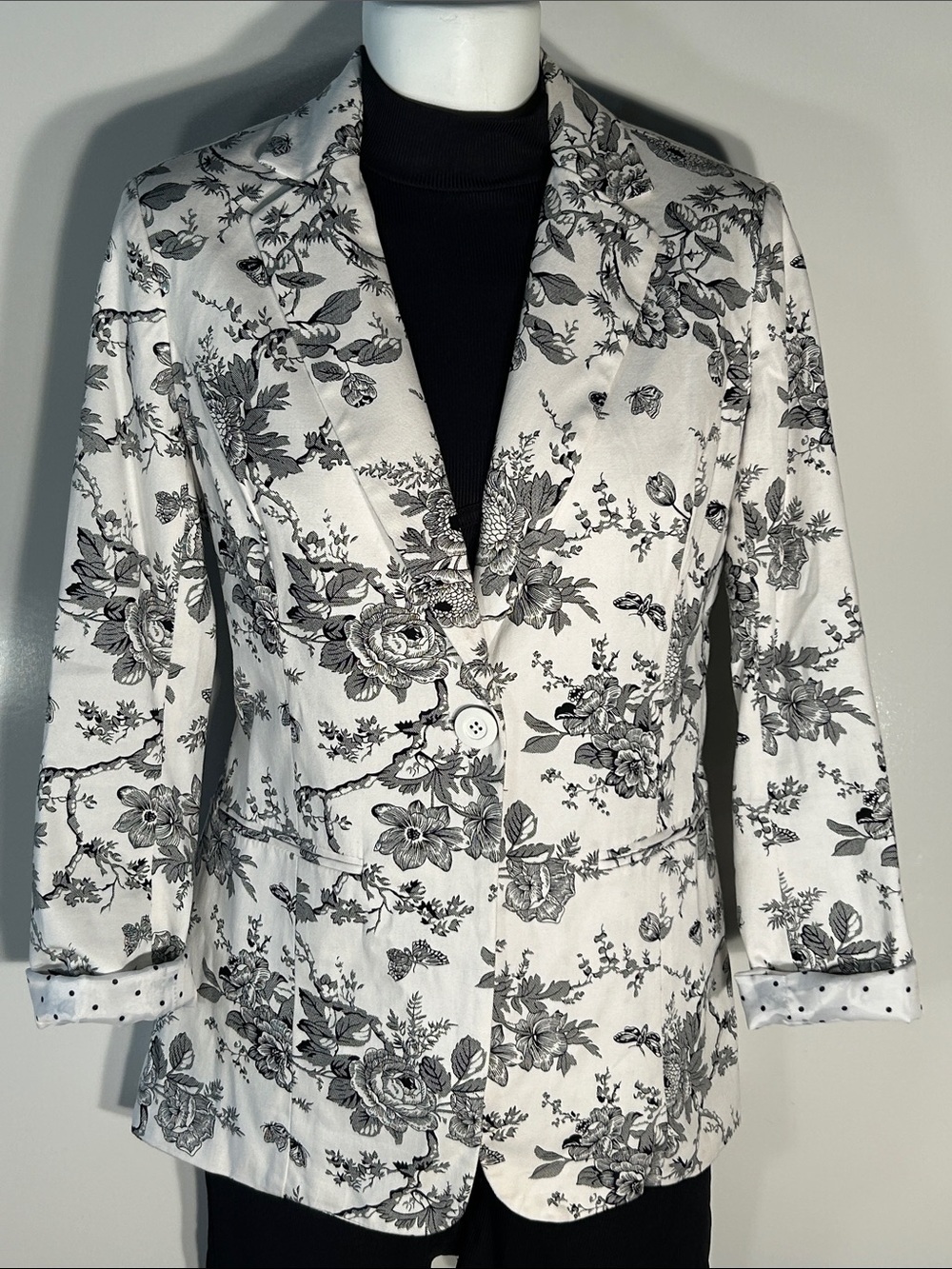Chadwicks SZ 8T Black & White Floral Blazer Cottage Core Country Vintage Coquett